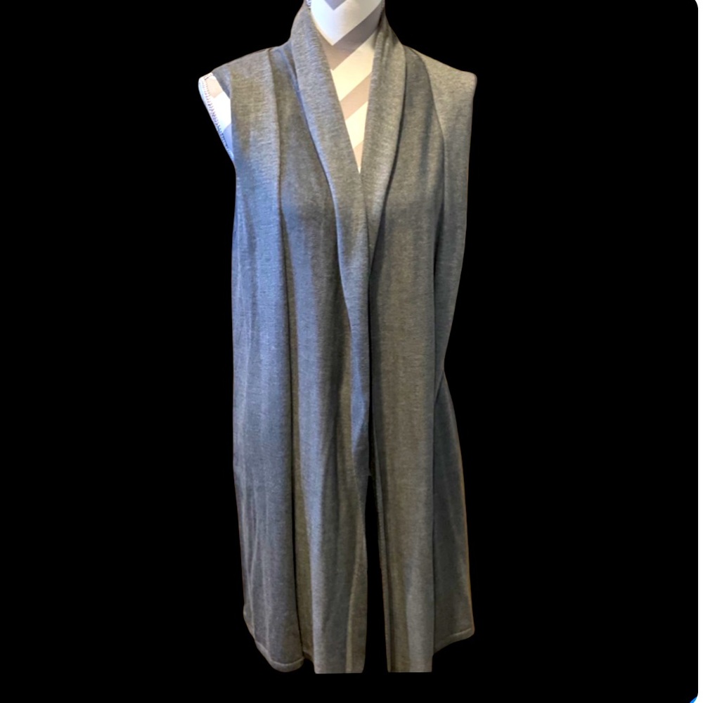 Stunning long open Sweater Vest